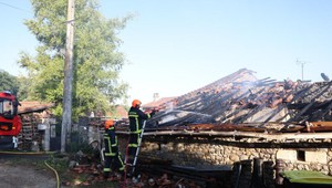 Požiar v opatrovateľskom dome má tri obete, ďalší dvaja sú nezvestní