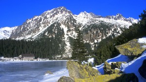 Skôr sa stmieva, upozorňujú horskí záchranári po dvoch náročných akciách