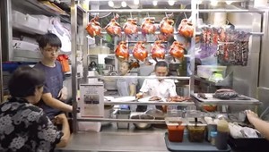 Jedlá pripravoval v stánku s rozlohou päť metrov štvorcových, aj tak získal Michelinovu hviezdu