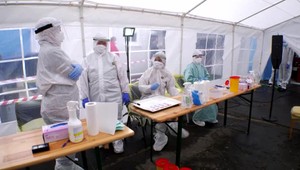 Niekde sa k lekárom nevedeli dostať, inde zas nevedeli akú prácu tým svojim dať