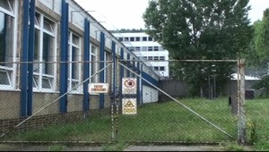 Poplach vo väznici. Pátrajú po mužovi, ktorý nahlásil bombu