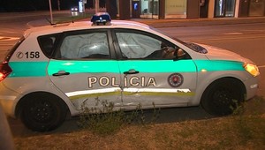 Na zásah už nedošli. V Bratislave havarovali policajti