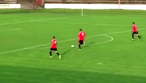 Hádanka pre našich riešiteľov: traja na brankára - bol to gól či nie?