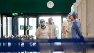 Česi majú rekord v počte hospitalizovaných na koronavírus. Nové opatrenia sa dotknú aj nadchádzajúcich volieb v krajine