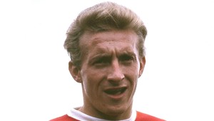 Vo veku 84 rokov zomrel Denis Law, bývalý legendárny útočník Manchester United