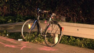 Osudná oprava bicykla v tme: Vodič zrazil muža, skončil vo vážnom stave v nemocnici