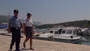 Stratené doklady i nehody. So slovenskými policajtami sa v Chorvátsku nestratíte