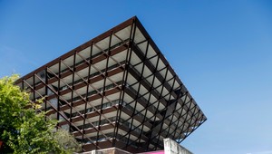 Rada STVR má nového predsedu: V hlasovaní uspel bývalý hovorca Vladimíra Mečiara