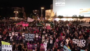 Napätie na Blízkom východe: USA povoľujú odchod diplomatov z Izraela, Čína varuje svojich občanov