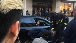 Kolaps ženy na ulici, David Beckham išiel okolo. Pozrite, ako sa zachoval!