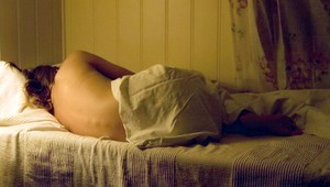 Sused (21) mal dievča (12) znásilniť, on sa háji zamilovaným listom!