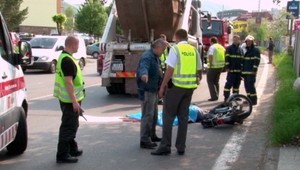 Dôchodca (†71) šiel na motorke do lekárne, zrazil sa so smetiarmi