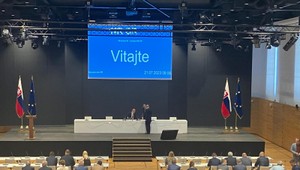 Mimoriadnu schôdzu NR SR týkajúcu sa príspevku pre samosprávy sa nepodarilo otvoriť