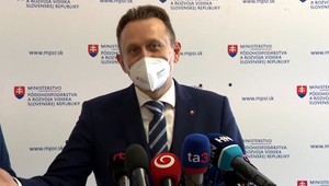 Prasacia kauza pokračuje. Opozičný Hlas žiada Vlčanovu rezignáciu