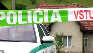 Policajná razia objavila trhavinu, danubit zabudli v pivnici