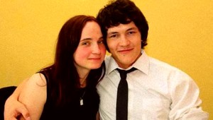 Bolesť po roku neustupuje. Rodičia Jána a Martiny dúfajú, že sa objednávateľ nájde