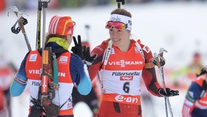 Stíhačku ovládla Nórka Solemdalová, Kuzminová 16.