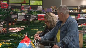 Možno to tak nevyzerá, ale Slováci naplno využívajú samooblužné pokladne