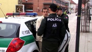 Mobil a 50 eur. Študenta (24) olúpili po diskotéke