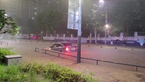 Rekordné zrážky zaplavili Južnú Kóreu. Povodne si vyžiadali najmenej osem obetí