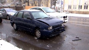 S tromi promile alkoholu si sadol za volant. Po sérii nehôd chcel šoférovať opäť