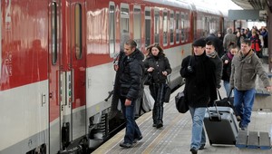 Kolegovia na železnici si robili naprieky. Útoky skončili bitkou!