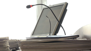 Riaditeľku školy vinia zo šikany a brania peňazí od učiteliek