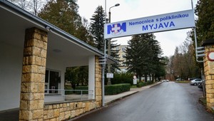 Trenčianske nemocnice sú bez riaditeľov. Župa skúša nový plán, všetky má viesť jeden človek