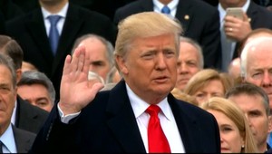 Trumpov zákaz cestovať do USA ľuďom zo siedmich krajín pocítili aj európske letiská