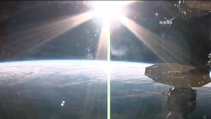 Historická chvíľa sa zrejme konať nebude. Kozmonautke NASA nesedí skafander