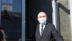 Človek, ktorý predal Kajetánovi Kičurovi lacné byty spáchal podľa informácií  TV JOJ z prostredia vyšetrovania samovraždu