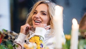 Dara dráždi v novom klipe. Odhalené telá, sexi pohyby a...!