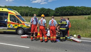 Jazda motorkárov pri Zvolene skončila tragédiou. Dvaja po zrážke na mieste zomreli