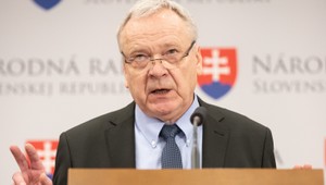 O post ústavného sudcu sa už uchádzať nebudem, povedal Kresák pre TV JOJ. Záujem stratili viacerí