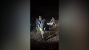 Ukrajinci utekali cez schengenskú hranicu v snehu s gumeným člnom