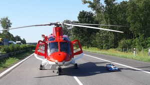 FOTO: Na D2 došlo k smrteľnej nehode, diaľnicu uzavrel vrtuľník