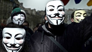 Najväčší útok v histórii. Anonymous chcú odstaviť celý internet