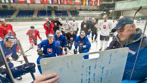 Aj piatkový tréning tímu SR bez chorého Réwaya