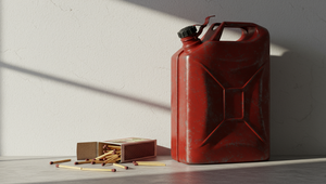 Neznáma osoba sa pokúsila podpáliť mestský úrad v Detve, škody sú minimálne