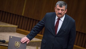 Poslanec Hrnko zverejnil VIDEO zásahu: Policajti boli vulgárni