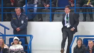 Michael Jackson na hokeji! Keď sa ochrankár na KHL odviaže