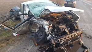 Nehodu v Štvrtku na Ostrove neprežila žena. Druhá je v nemocnici