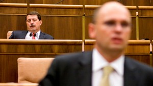 Paška nekoná v medziach zákona, tvrdí Sulík