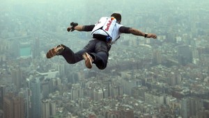 Šialenec! Chce zoskočiť z výšky 36,5 kilometra!