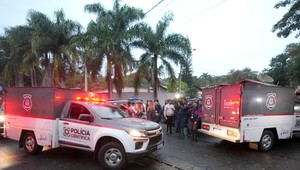 VIDEO: Obyvatelia zachytili na mobil pád lietadla v Brazílii. Úrady spustili vyšetrovanie