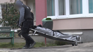 Záhadná smrť v centre sociálnych služieb: Muža našli v podväzkoch a so šatkou okolo krku