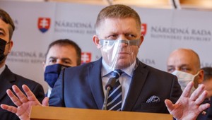 Fico požiadal o zvolanie grémia. Prekáža mu, že je poslanecký bufet zatvorený