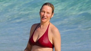 Zostarnutá Uma Thurman v bikinách: Ochabnuté telo a celulitída!