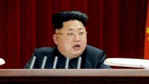 Vodca KĽDR Kim Čong-un ukázal na verejnosti nový účes