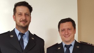 Policajti zachránili školáka, ktorý si podrezal žily. Použili opasok zo župana